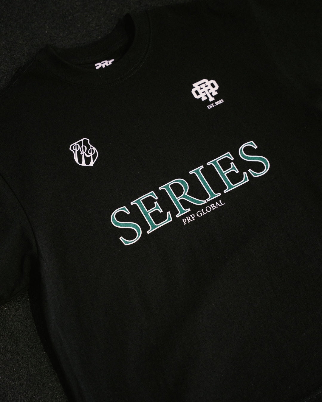 Series Cropped – Black