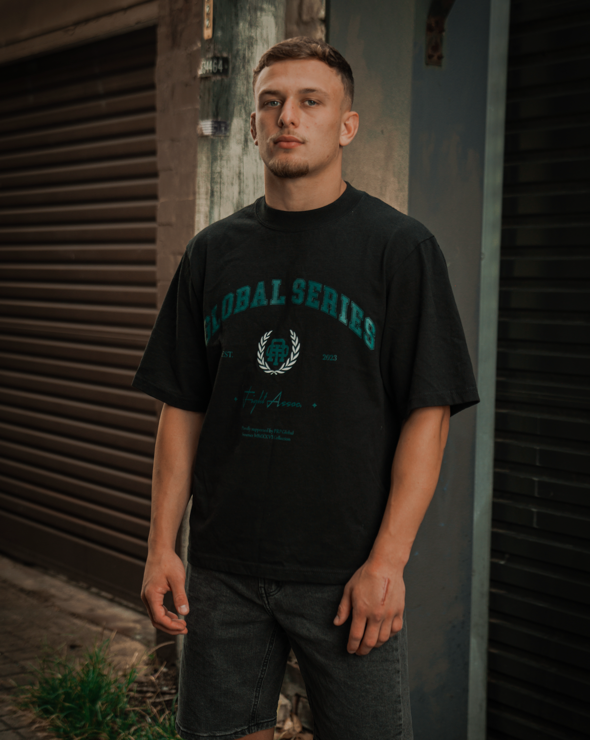 Undefeated Oversized – Black OG